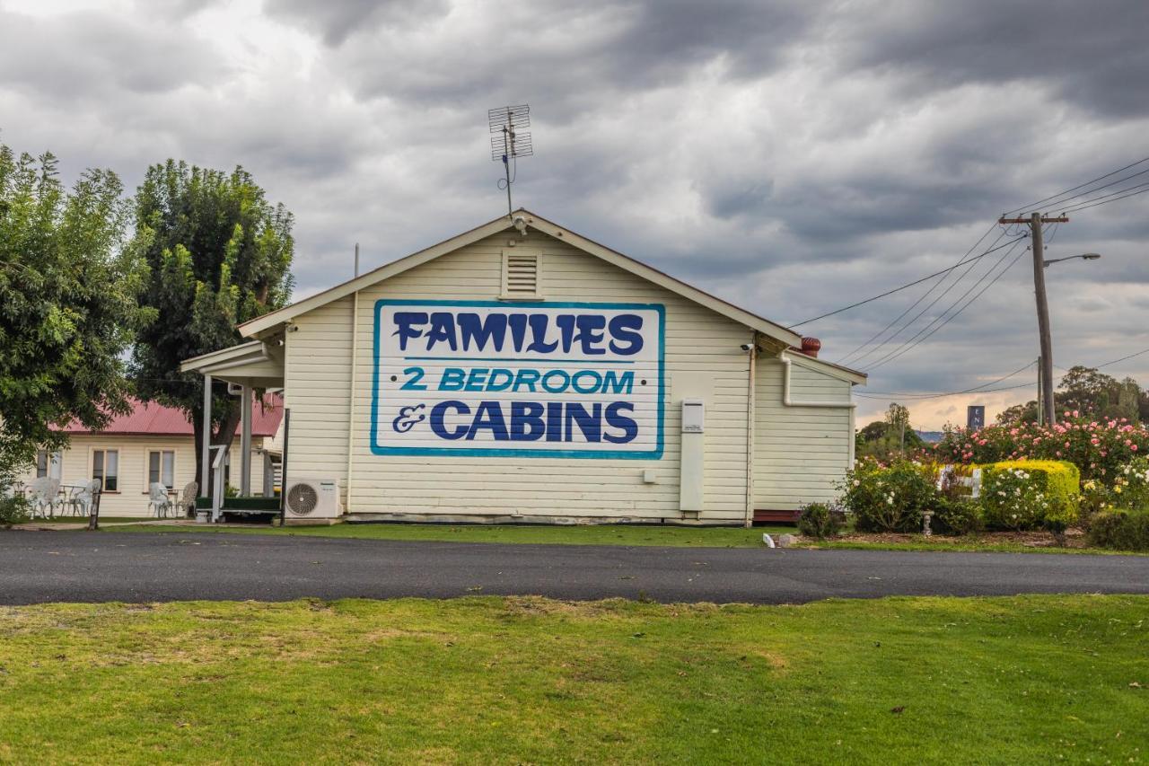 Golfers Inn Tenterfield Exterior photo